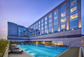 Hyatt Regency Chandigarh, Elante Mall - Pool