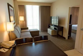 Embassy Suites Ontario Airport - Chambre