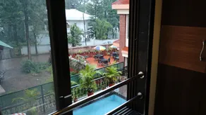 Jivanta Mahabaleshwar - Pool