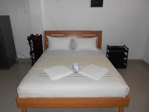 Shanith Guesthouse Negombo , beach road - Værelse