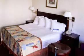 Super Inn & Suites by OYO Milledgeville - Værelse