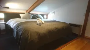 The Joint - Room