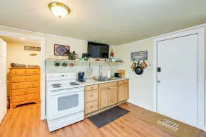 Shared Hot Tub & Fire Pit: Tranquil Whittier Gem! - Innvendig