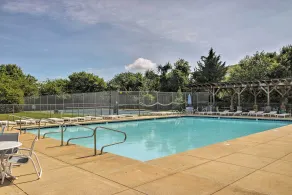 Pool Access & Deck: Bethany Beach Gem - Innvendig