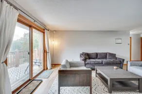 Lincoln Apartment w/ Balcony: 2 Mi to Loon Mtn! - Innvendig
