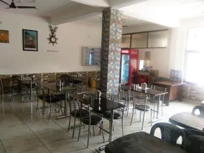 Hotel Royal Taj - Restaurant