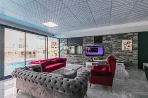 Oniks Comfort Suites - Rezeption