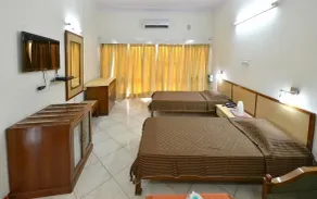 Magpie Tourist Resort - Room