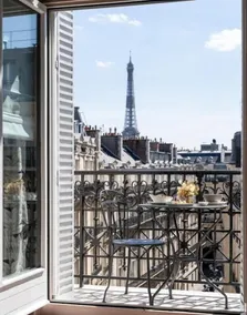 Grand Powers Hotel - Ausblick vom Zimmer