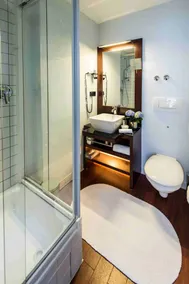 Hotel Concorde - Bathroom