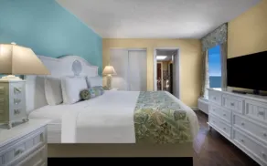 Monterey Bay Suites - Rum
