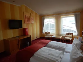 Hotel Eleganz - Room