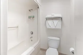 Best Western University Inn - Badezimmer