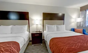 Comfort Inn & Suites Tigard near Washington Square - Chambre