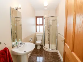 Ballycahane - Badezimmer
