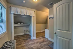 Peaceful Broken Bow Cottage w/ Fire Pit! - Interiør