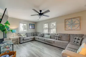Intracoastal Views from Island Retreat w/ Deck - Interiør
