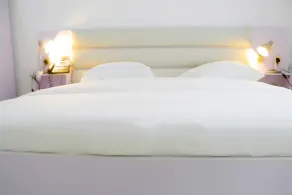 Jaybritt Luxury Apartment - Zimmer