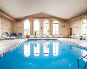 Comfort Inn Bourbonnais near I-57 - Piscine