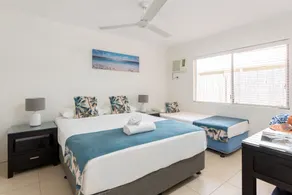 Lychee Tree Holiday Apartments - Habitación