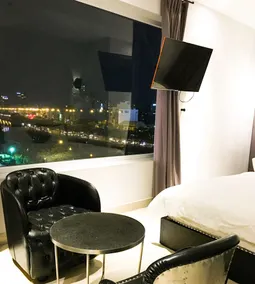 A In Hotel Riverside - Habitación