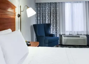 Hampton Inn & Suites Tulare - Chambre