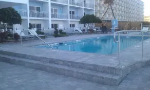 Lotus Boutique Inn and Suites - Piscine