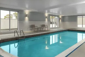 Holiday Inn Express Hotel & Suites Chatham South by IHG - Piscine