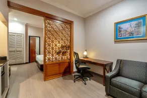 Wyndham Garden Baronne Plaza - Room