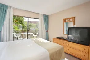Oceanside Marina Suites - A Waterfront Hotel - Vue de la chambre