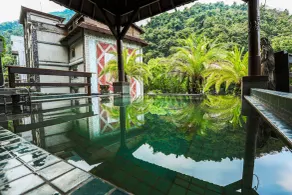 Sunrise Hot Spring Hotel - Piscina