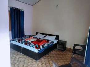 Nanda Devi Home Stay - Room