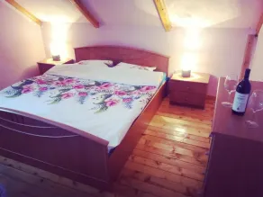 Chalet Montenegrina with jacuzzi - Room