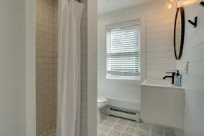 Cozy Falmouth Studio ~ 2 Mi to Beach & Dining - Badrum