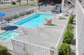 Motel 6 Twentynine Palms, CA - Piscina