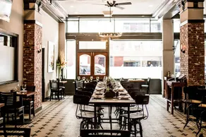 The Mosser Hotel - Restaurant