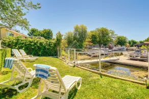 Waterfront Lakeport Vacation Rental w/ Boat Dock! - Interiør