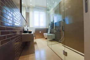 Emilia Suite Comfort - Badezimmer