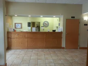 Super 8 by Wyndham Pascagoula - Hall