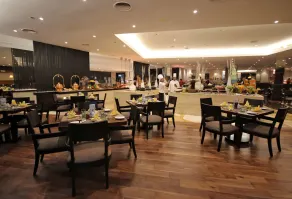 Gulf Hotel Bahrain Convention and SPA - Restaurant