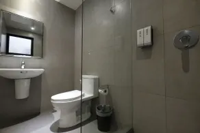 U Hotels Makati - Salle de bain