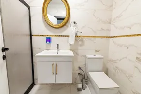Highway 34 Hotel - Bathroom