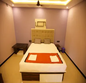 The Canalway Inn - Room