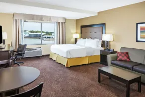 Holiday Inn Express & Suites Sandusky by IHG - Habitación