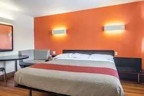 Motel 6-Youngstown, OH - Chambre