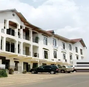 DV Appart Hotel - Image 1