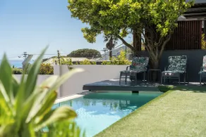 Finchley Guesthouse in Camps Bay - Pool