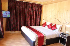 Nigeen Lake View Resort - Chambre