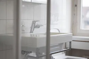  Amanthos Living Solothurn (Self Check In) - Baño