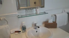 Oude Berg Guesthouse - 10 Caledon Street - Bathroom